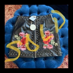 Promesa faux leather skirt w/tags